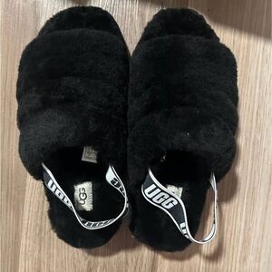 Black Fluff Yeah Ugg Slides NWT